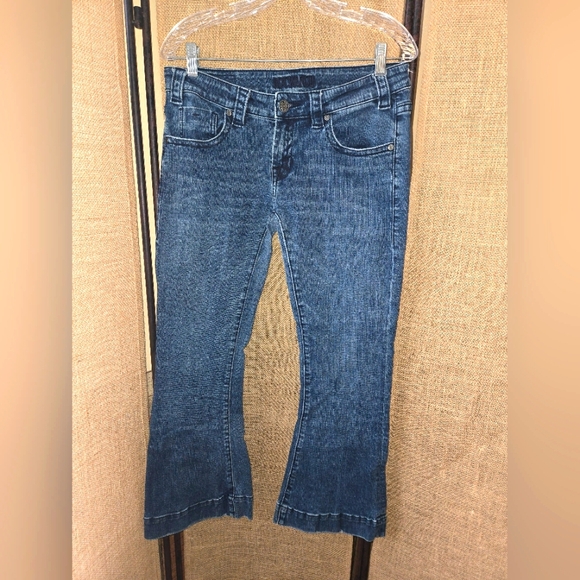 Rock & Roll Cowgirl Denim - Women's Rock And Roll Cowgirl Classic Blue Women's Jeans Low Rise Size 29 x 30